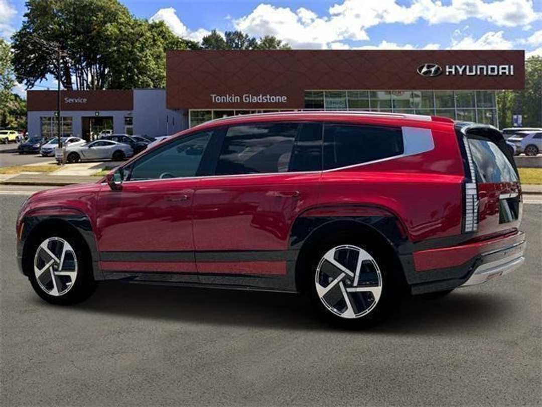 2026 Hyundai Ioniq 9 Performance Limited - Image 4