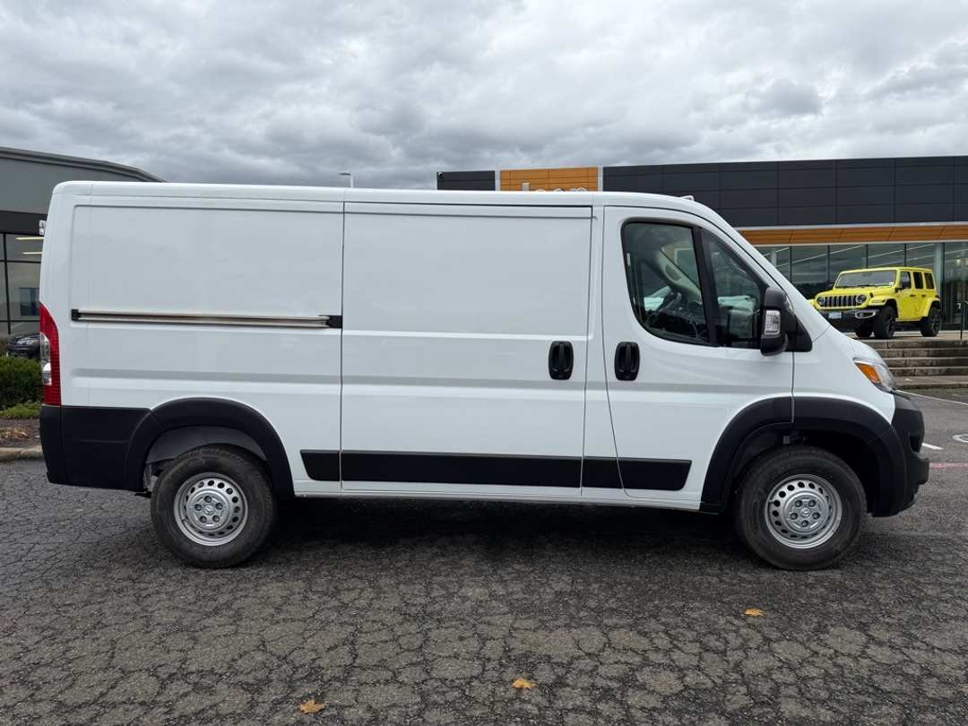 2026 Ram Promaster 1500 Low Roof - Image 9