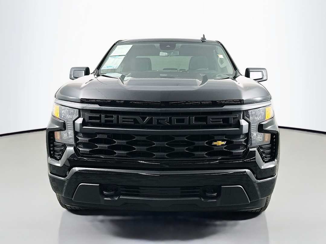 2024 Chevrolet Silverado 1500 Custom - Image 2