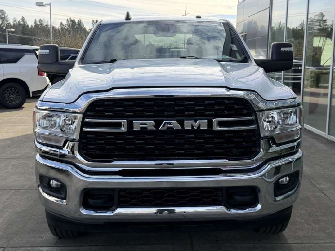 2024 Ram 3500 Big Horn - Image 3
