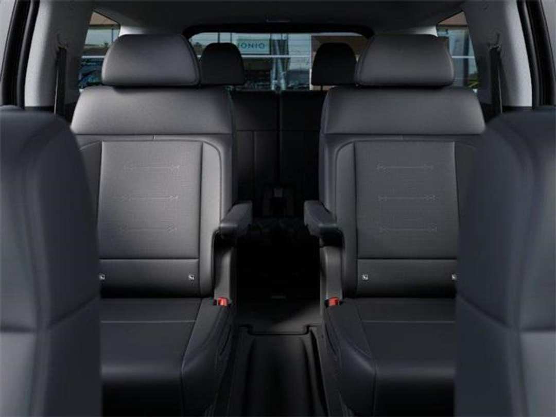 2026 Hyundai Santa Fe Limited - Image 12