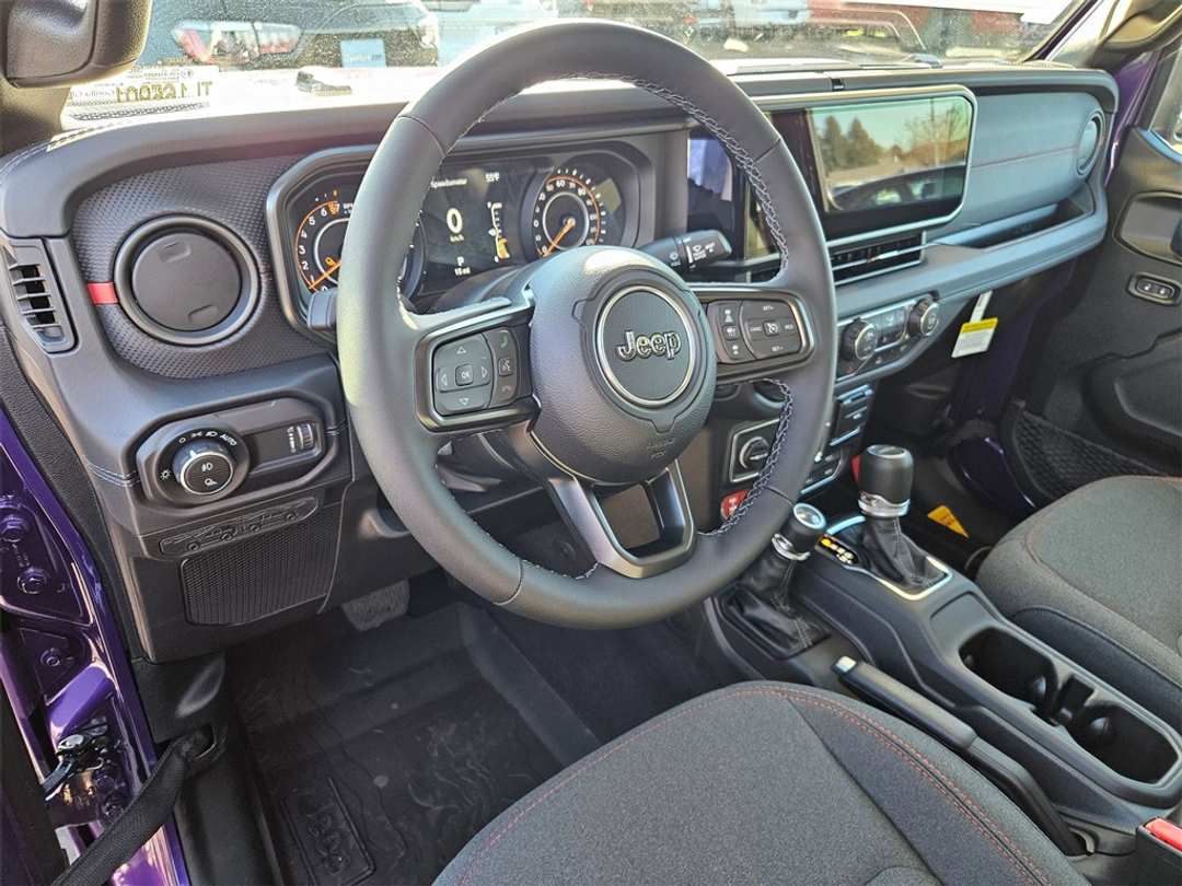 2026 Jeep Gladiator Rubicon - Image 13