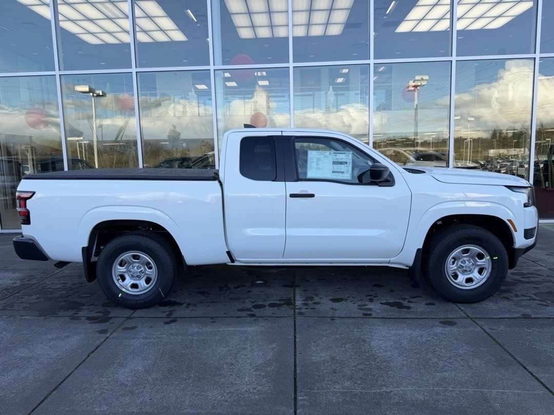 2026 Nissan Frontier S - Image 8