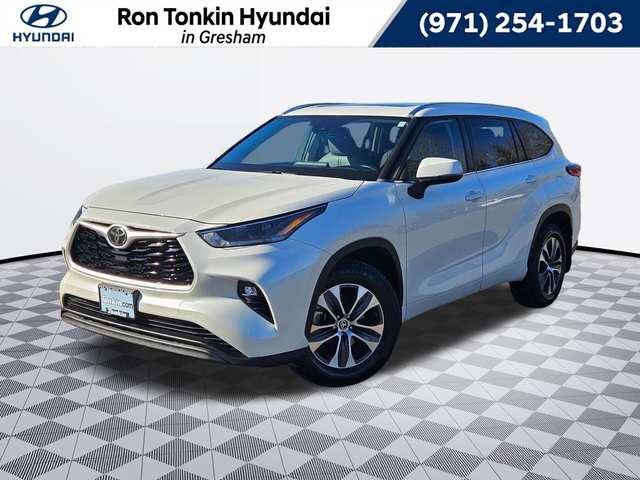 2021 Toyota Highlander XLE