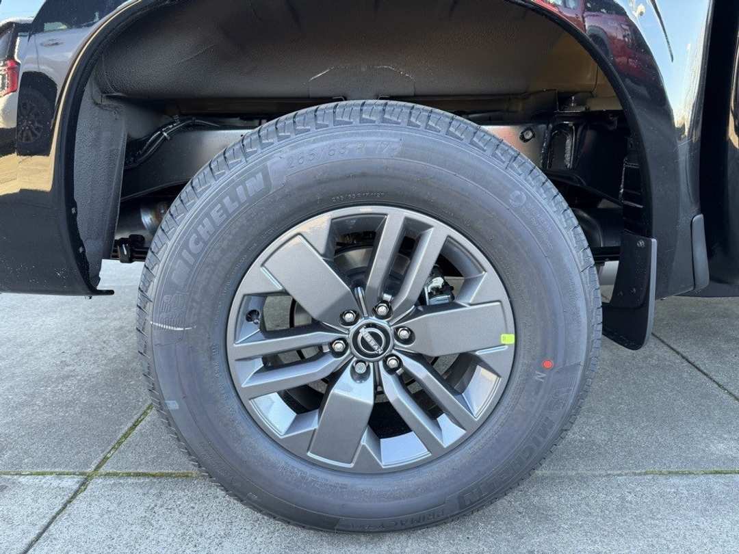 2026 Nissan Frontier SV - Image 9