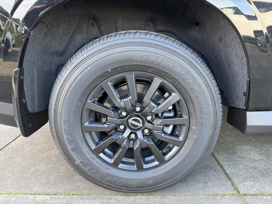 2026 Nissan Armada SV - Image 13