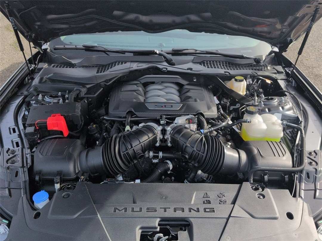 2025 Ford Mustang GT Premium - Image 31