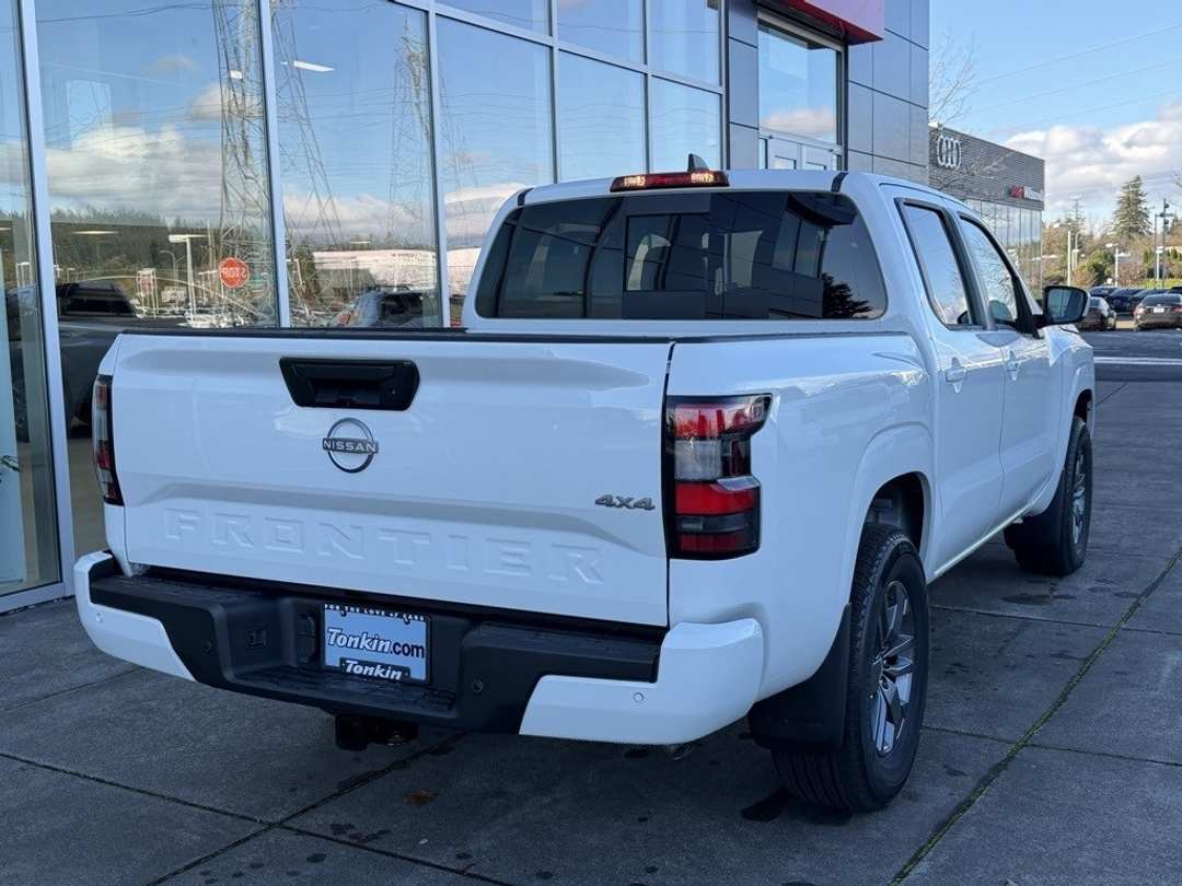 2026 Nissan Frontier SV - Image 7