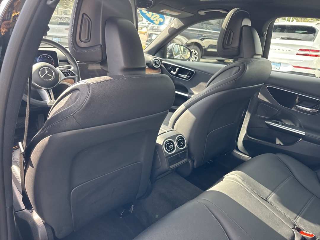 2025 Mercedes-Benz C-Class C 300 - Image 40