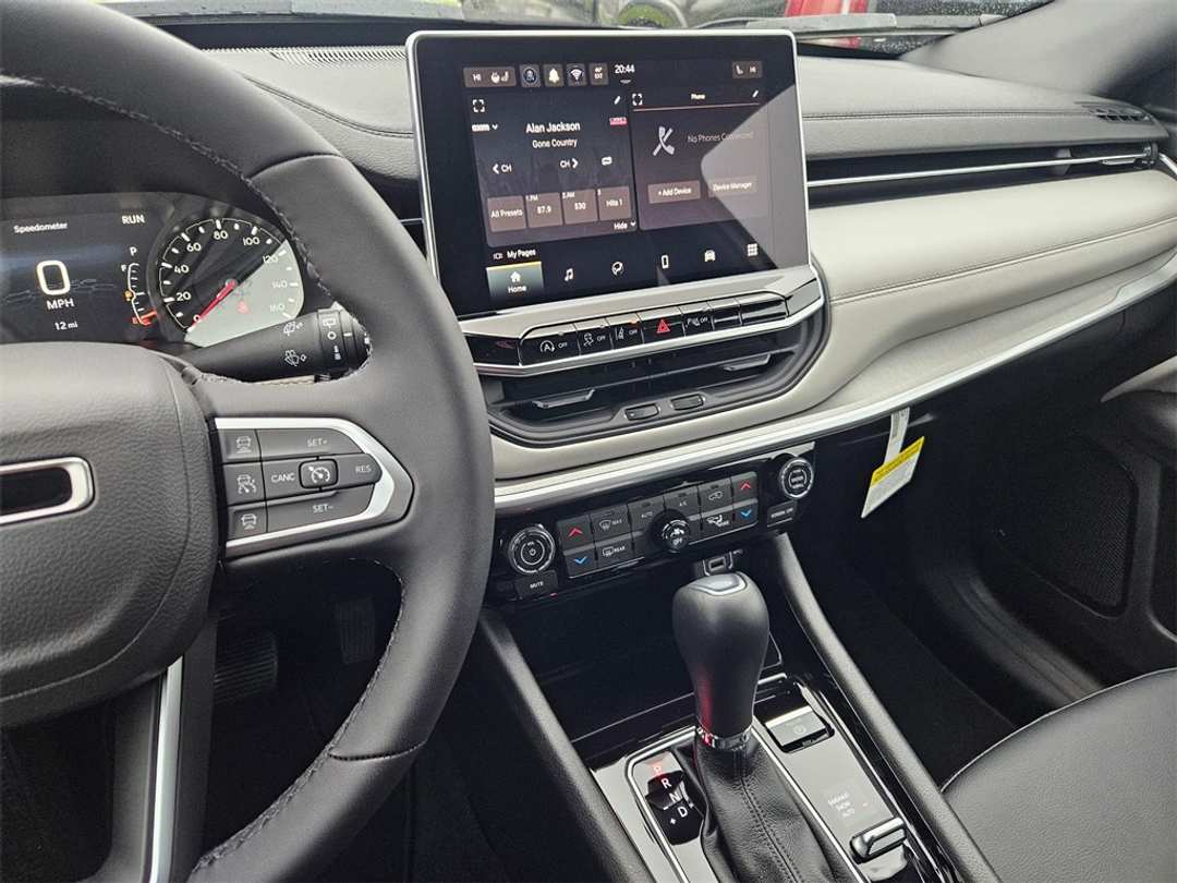 2026 Jeep Compass Limited - Image 19