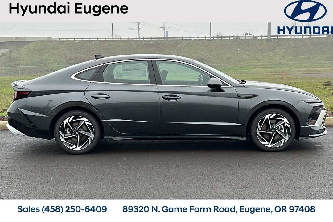 2026 Hyundai Sonata SEL Sport - Image 3