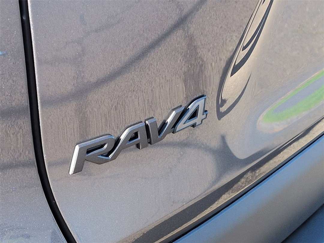 2024 Toyota Rav4 TRD Off Road - Image 28