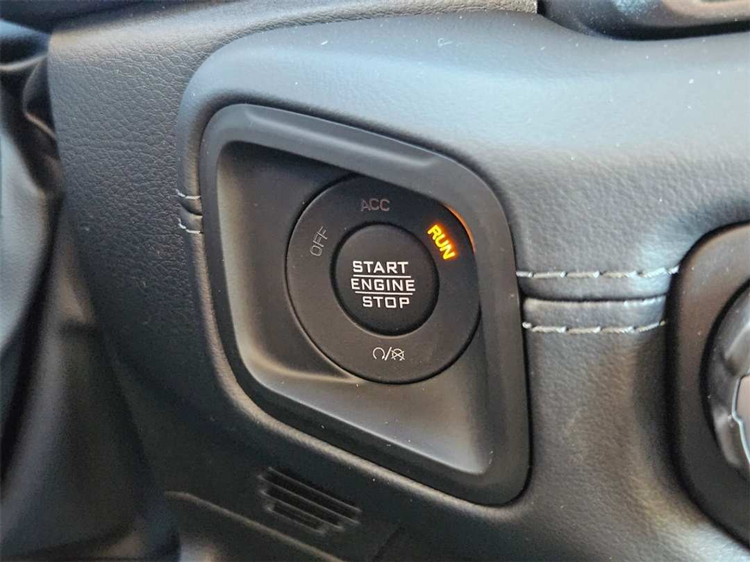 2026 Jeep Gladiator Rubicon - Image 17