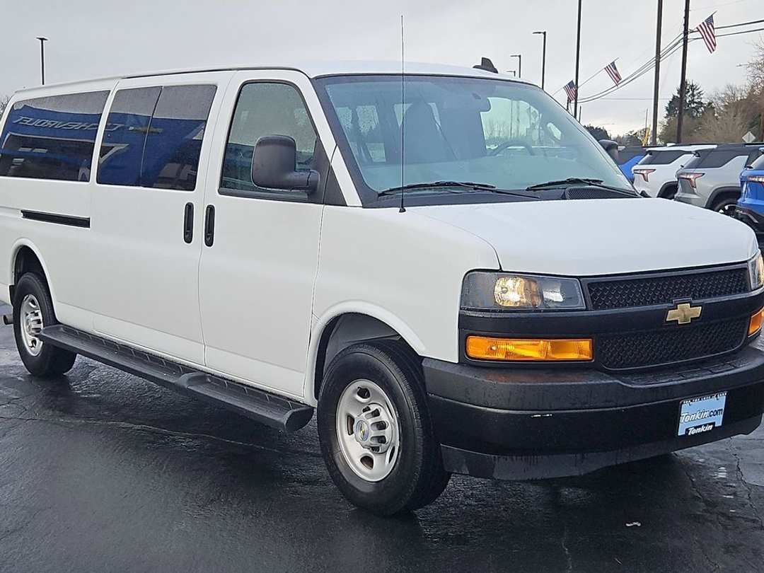 2023 Chevrolet Express 3500 LS - Image 8