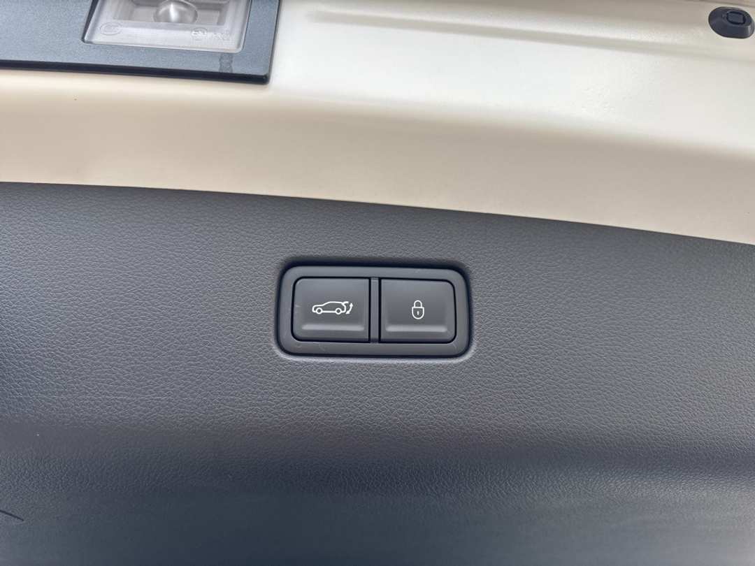 2026 Genesis Gv70 3.5T Sport Prestige - Image 16