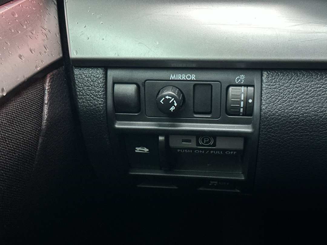 2014 Subaru Outback 2.5i - Image 23