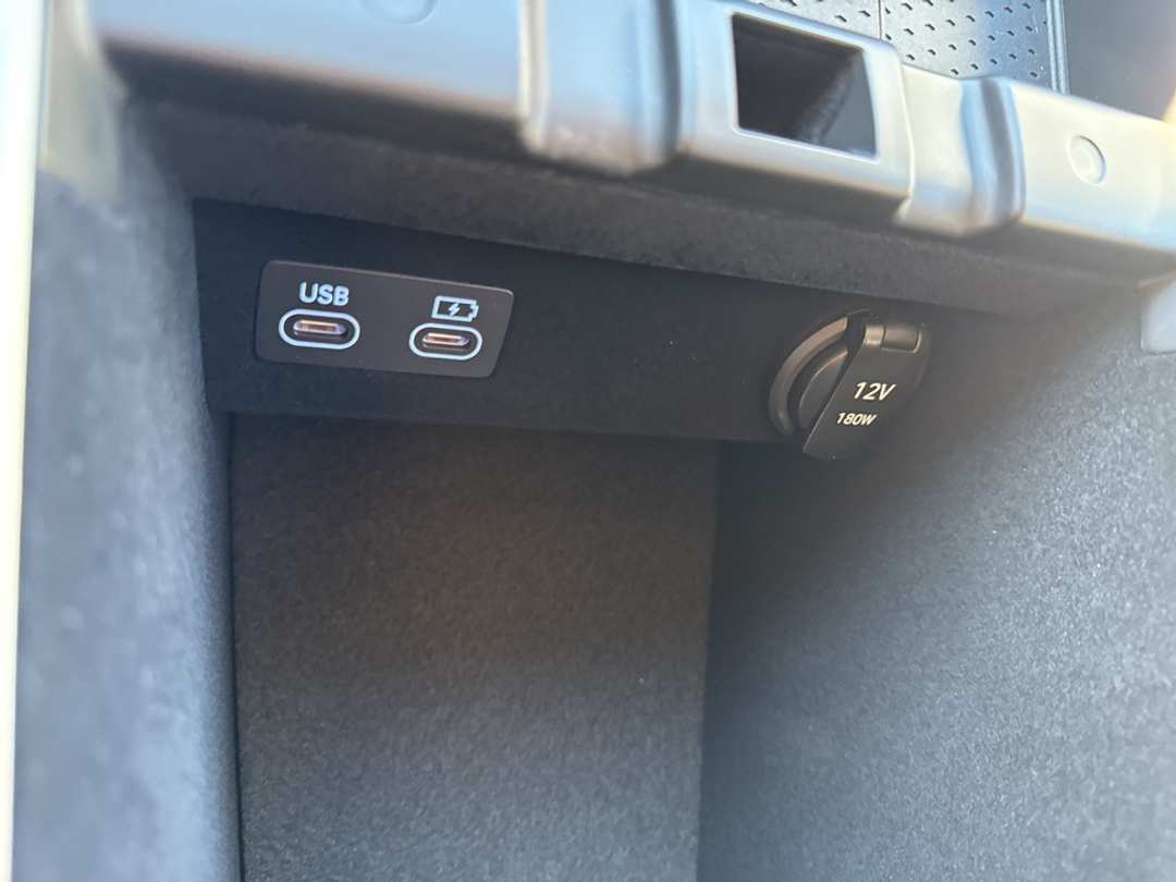 2026 Genesis Gv70 2.5T Advanced - Image 30