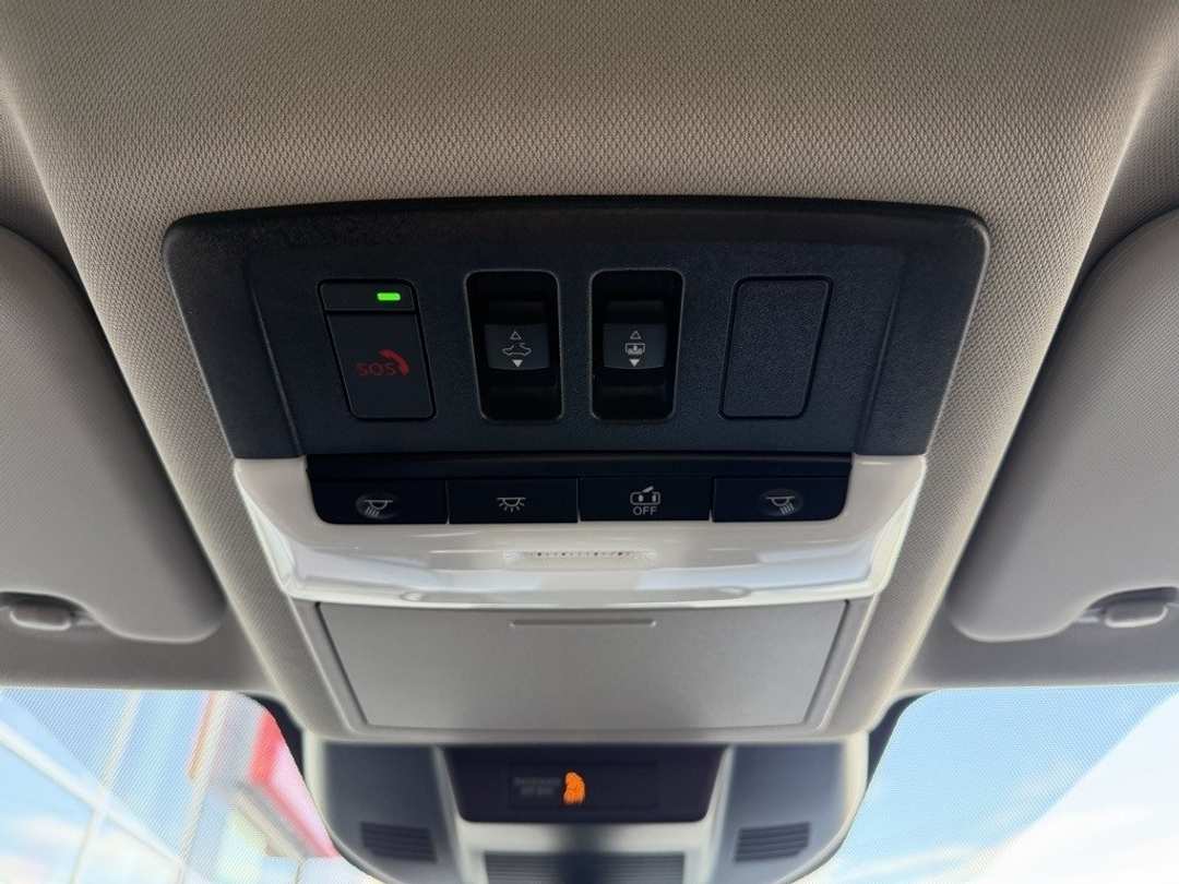 2026 Nissan Rogue Platinum - Image 29