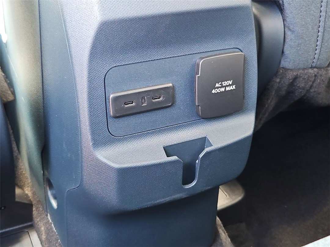 2025 Ford Maverick XLT - Image 25