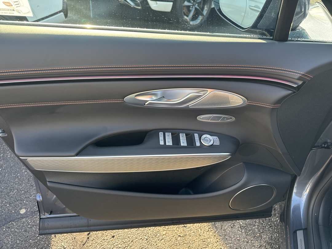 2026 Genesis Gv70 2.5T Sport Prestige - Image 17