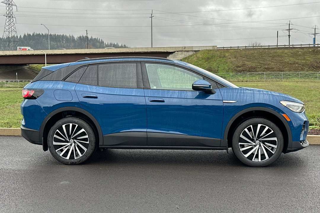 2026 Volkswagen Id.4 Pro - Image 2