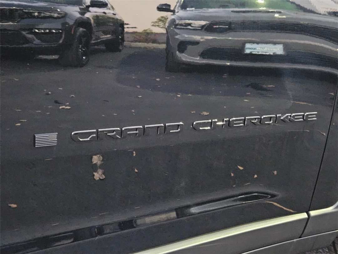 2025 Jeep Grand Cherokee Limited - Image 31