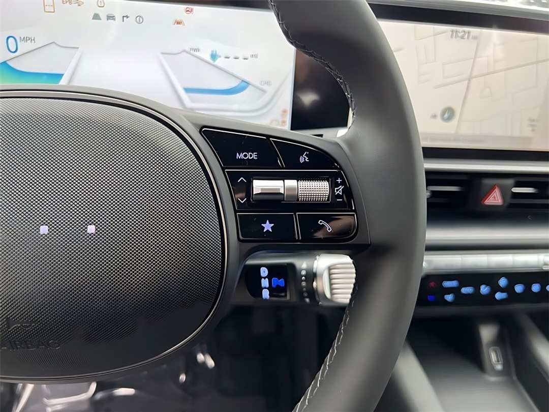 2025 Hyundai Ioniq 6 SE - Image 14