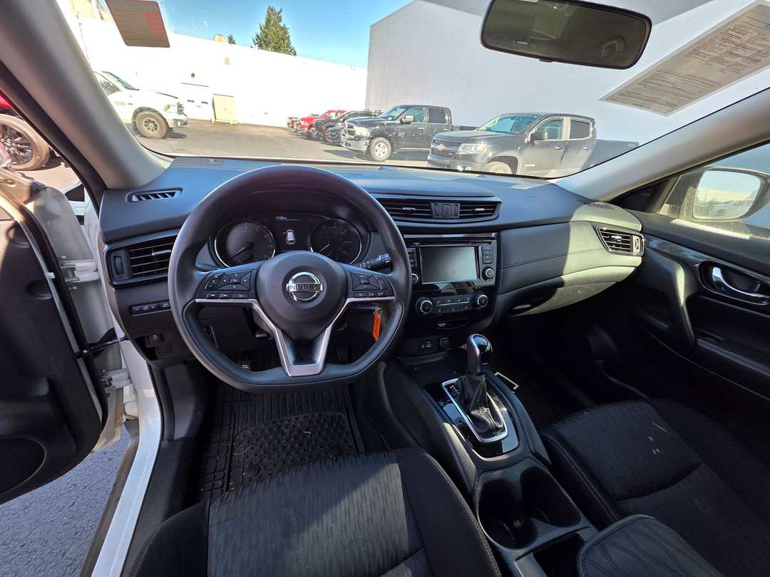 2018 Nissan Rogue S - Image 12