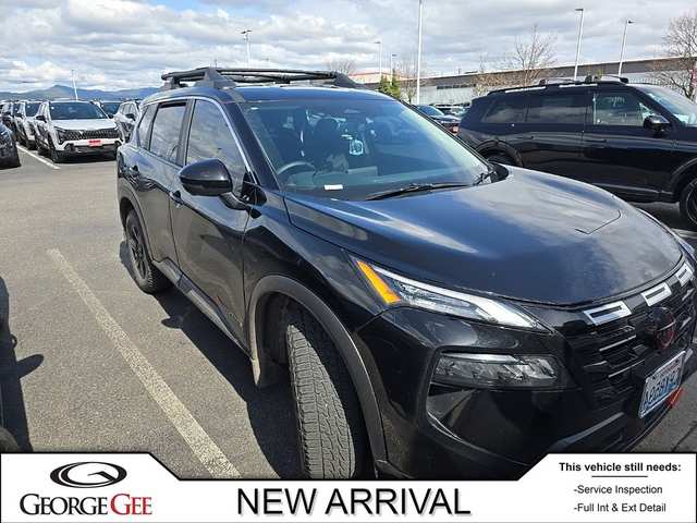 2025 Nissan Rogue Rock Creek