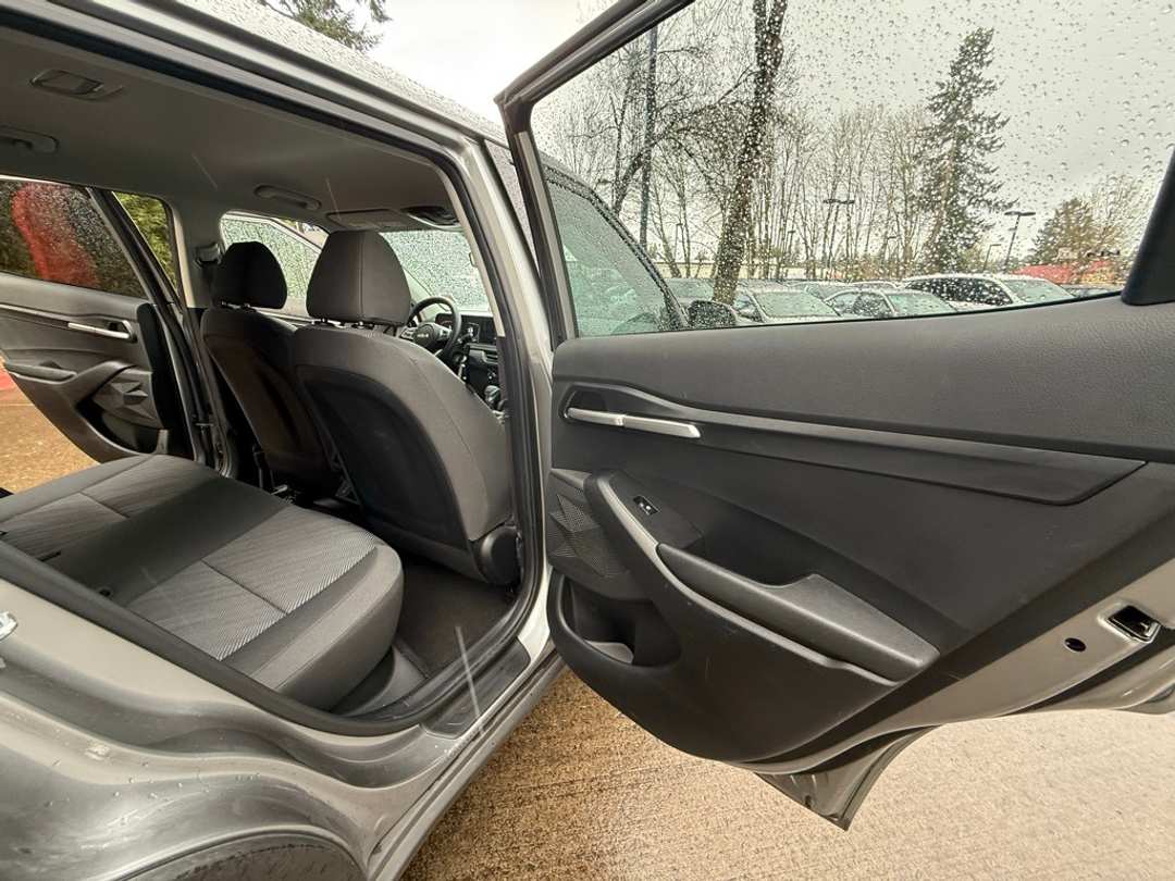 2024 Kia Seltos LX - Image 22