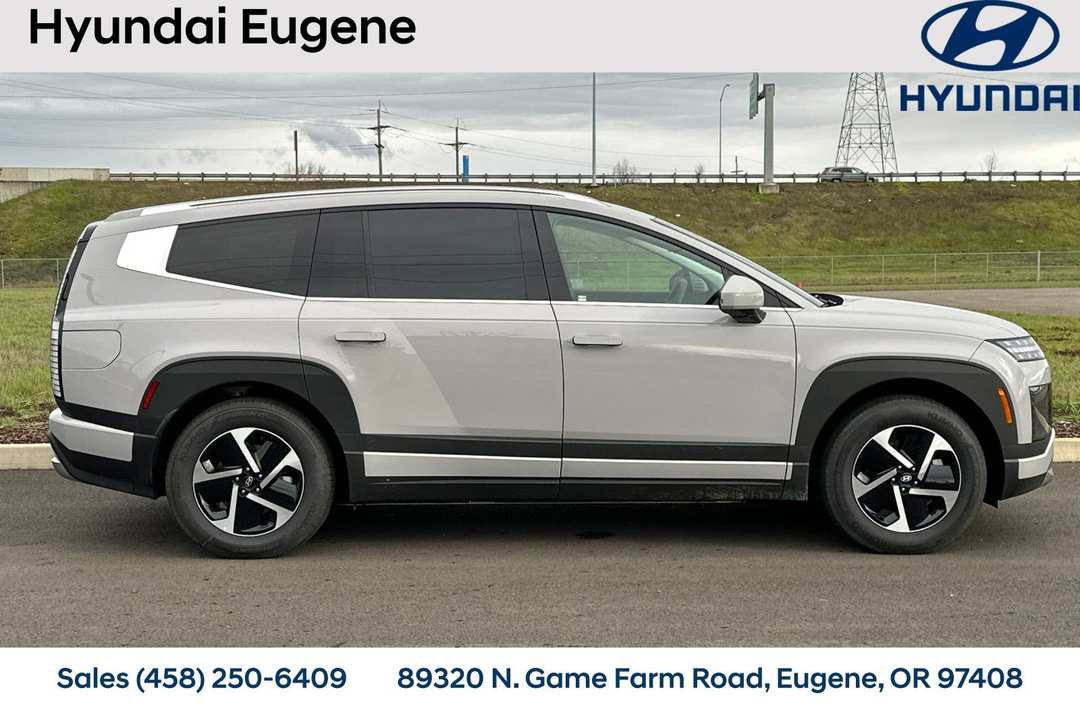 2026 Hyundai Ioniq 9 SE - Image 3