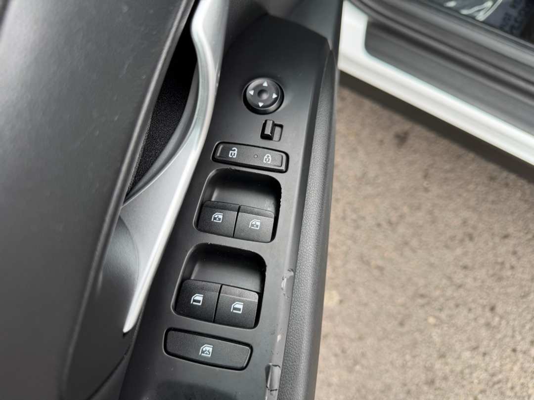 2022 Hyundai Tucson SEL - Image 13