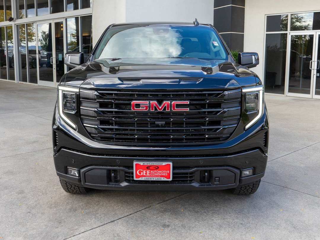 2026 GMC Sierra 1500 Elevation - Image 2