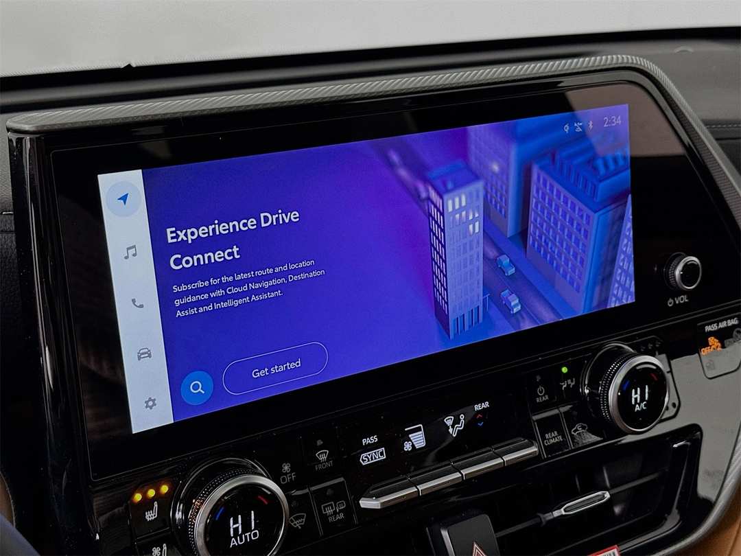 2026 Toyota Highlander Platinum - Image 13