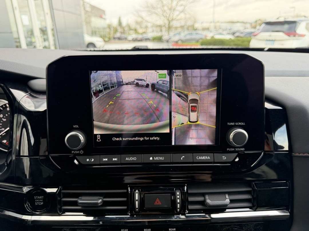 2025 Nissan Pathfinder Rock Creek - Image 21