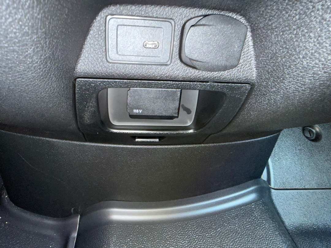 2026 Mercedes-Benz Sprinter 2500 Cargo 170 WB - Image 47