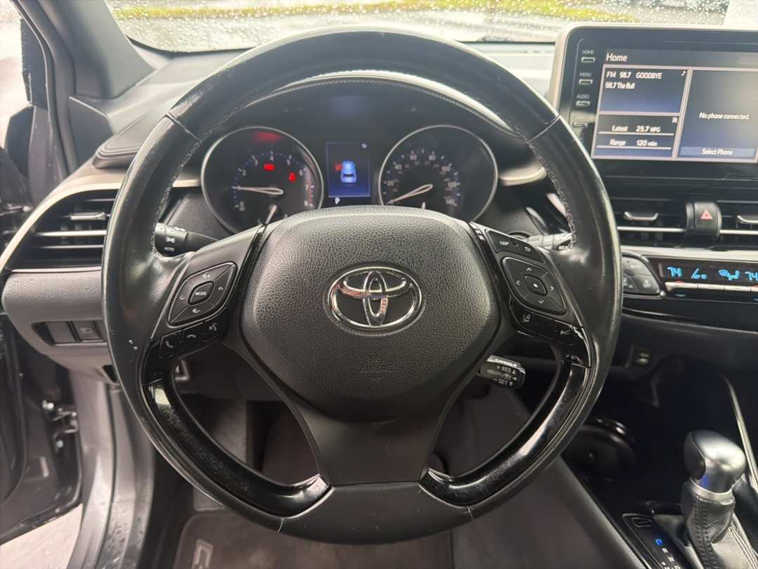 2019 Toyota C-Hr XLE - Image 27