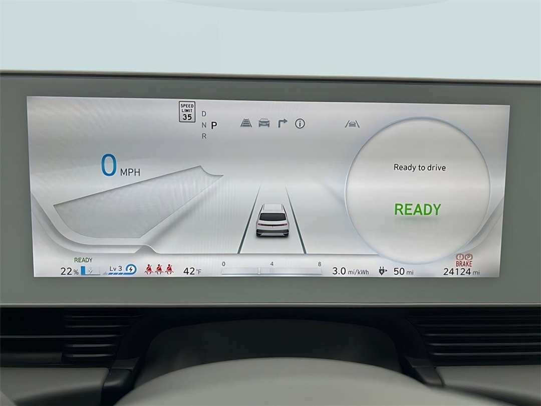 2023 Hyundai Ioniq 5 SE - Image 15