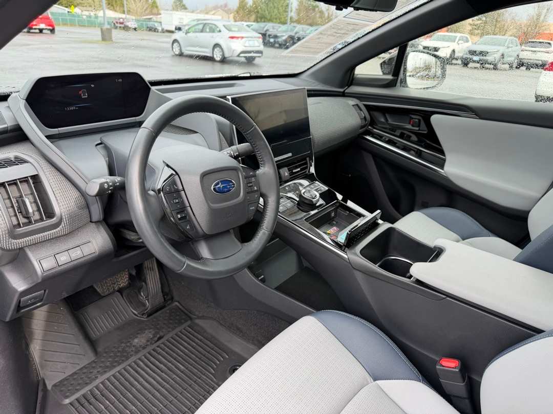 2023 Subaru Solterra Touring - Image 17