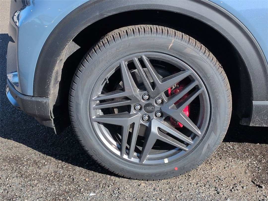 2026 Ford Explorer STLine - Image 35
