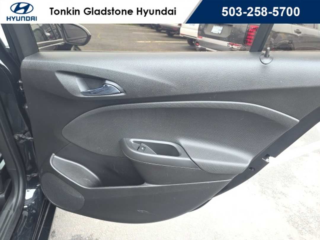 2019 Chevrolet Cruze LS - Image 21