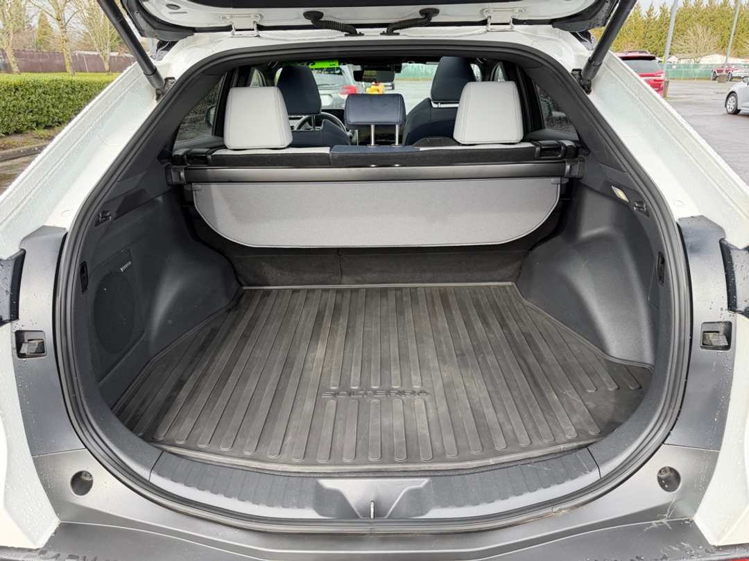 2023 Subaru Solterra Touring - Image 11