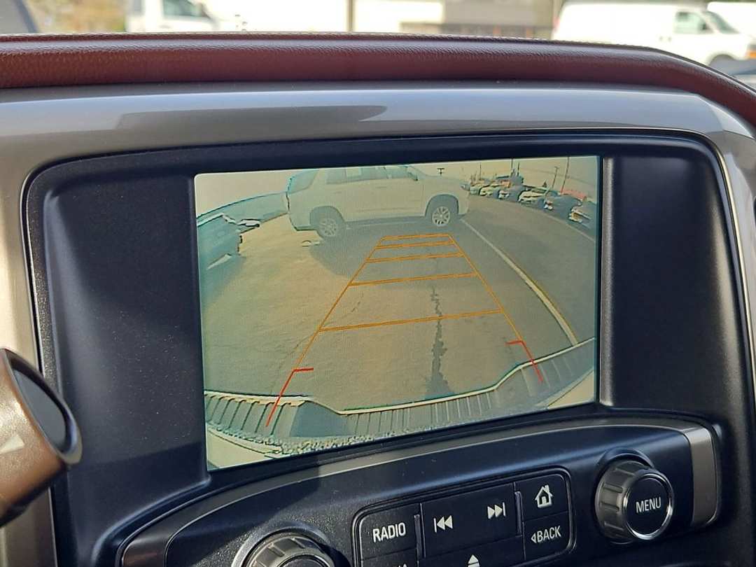 2017 Chevrolet Silverado 1500 High Country - Image 19