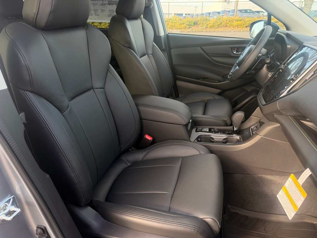 2026 Subaru Ascent Onyx Edition Touring - Image 30