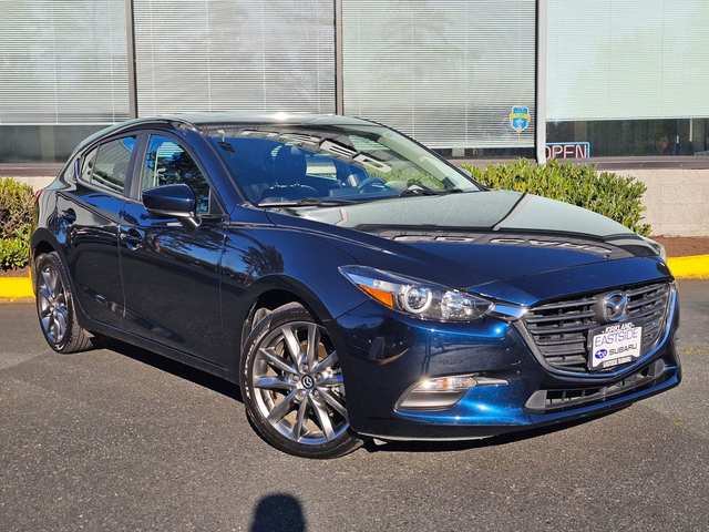 2018 MAZDA Mazda3 Touring