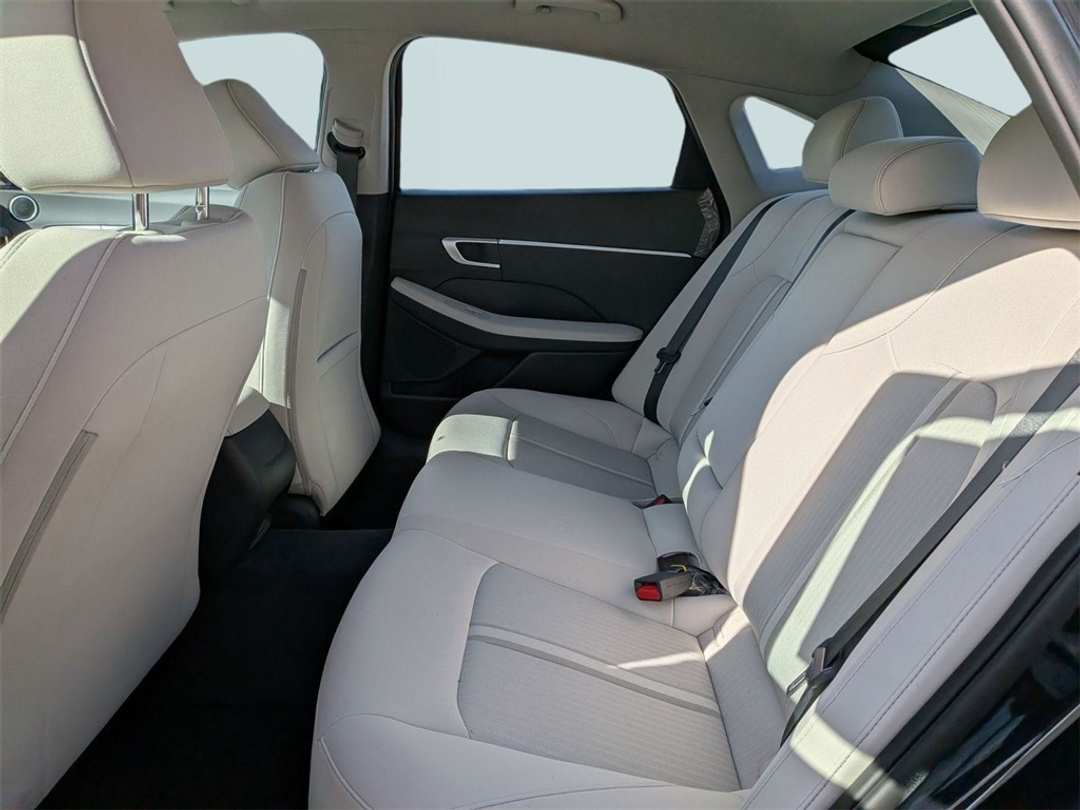 2026 Hyundai Sonata SEL Sport - Image 24