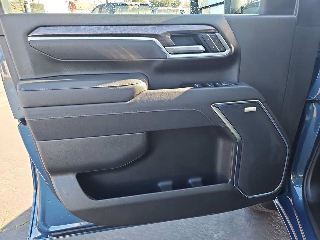 2026 Chevrolet Silverado 3500Hd LTZ - Image 10