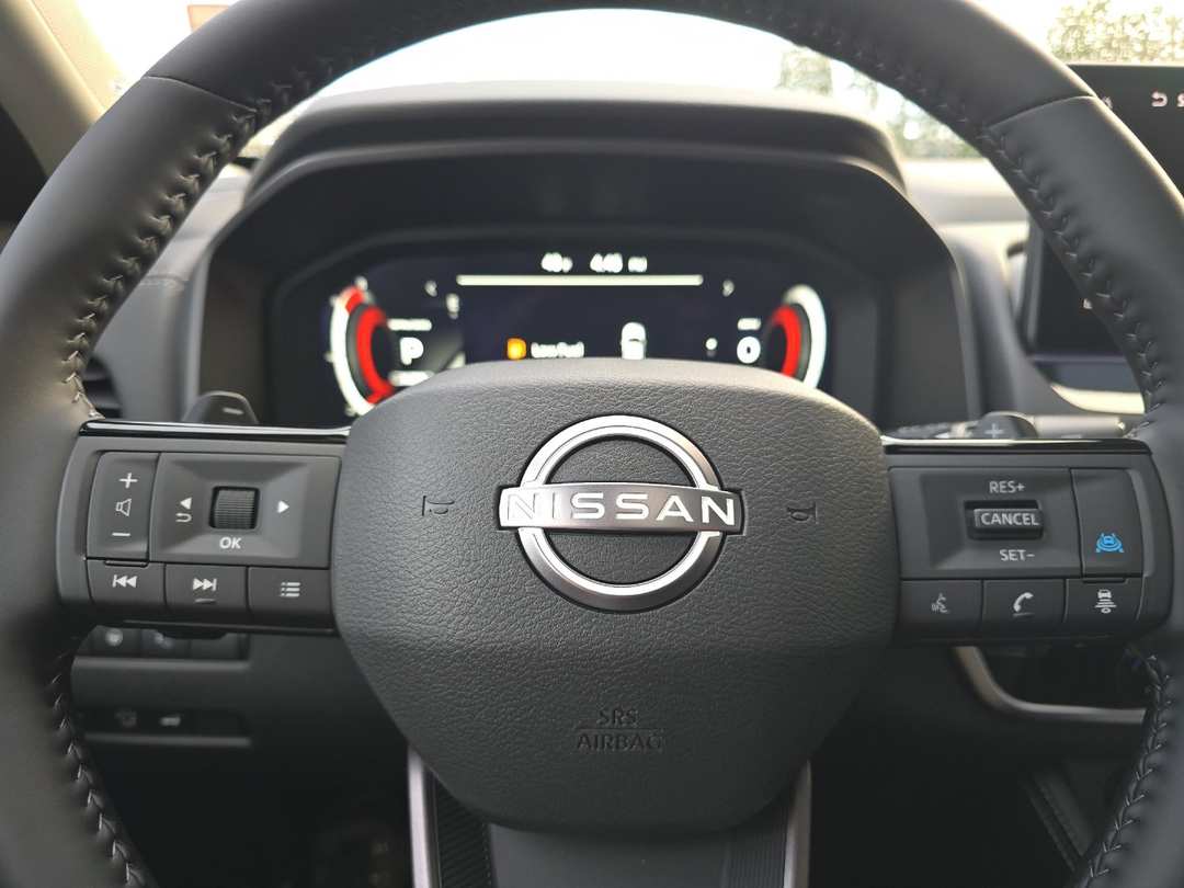 2026 Nissan Rogue Platinum - Image 23