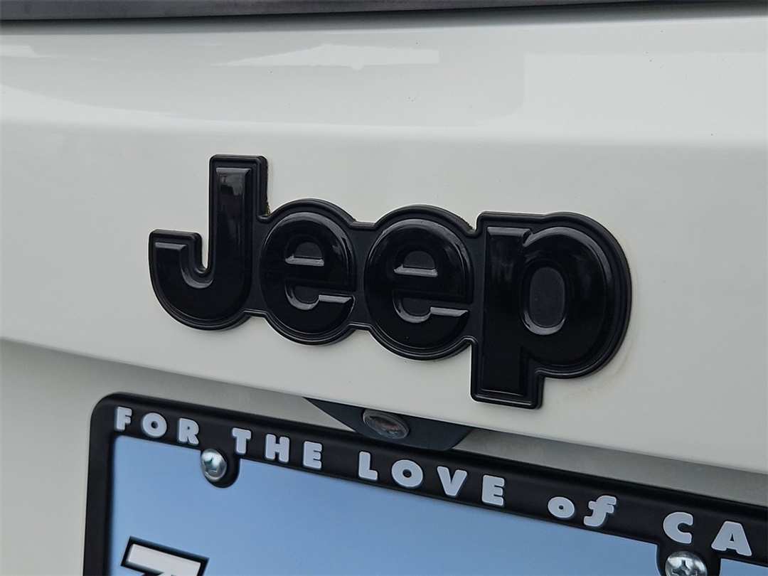 2017 Jeep Renegade Altitude - Image 25