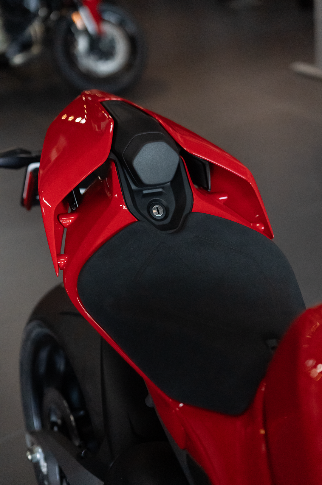 2025 Ducati Panigale V4 S - Image 3